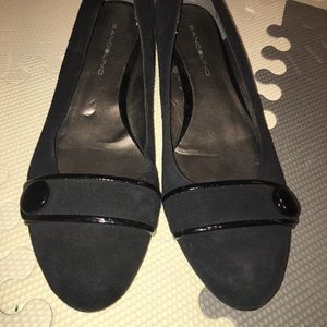 Bandolino kitten heel pumps - Size 8.5